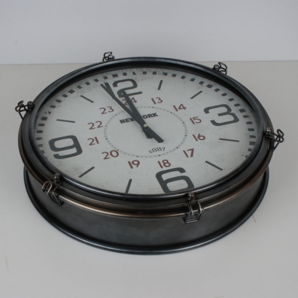 Kovové nástenné hodiny NEW YORK 51,5cm