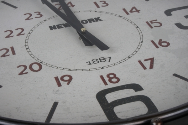 Kovové nástenné hodiny NEW YORK 51,5cm