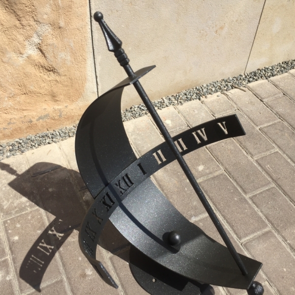 Kovové slnečné hodiny