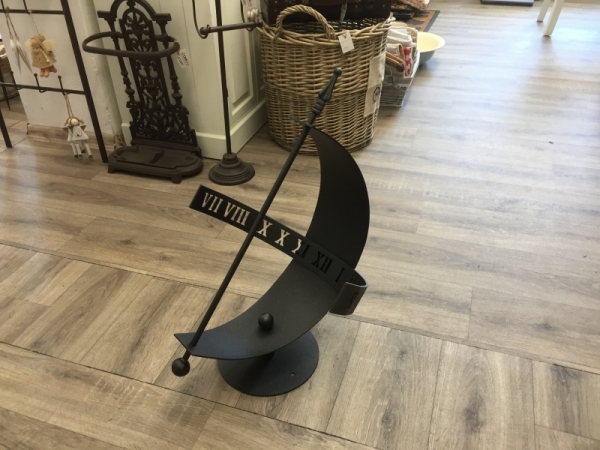 Kovové slnečné hodiny