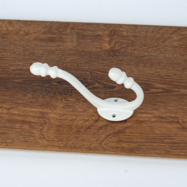 Kovový biely háčik 3x8x12cm