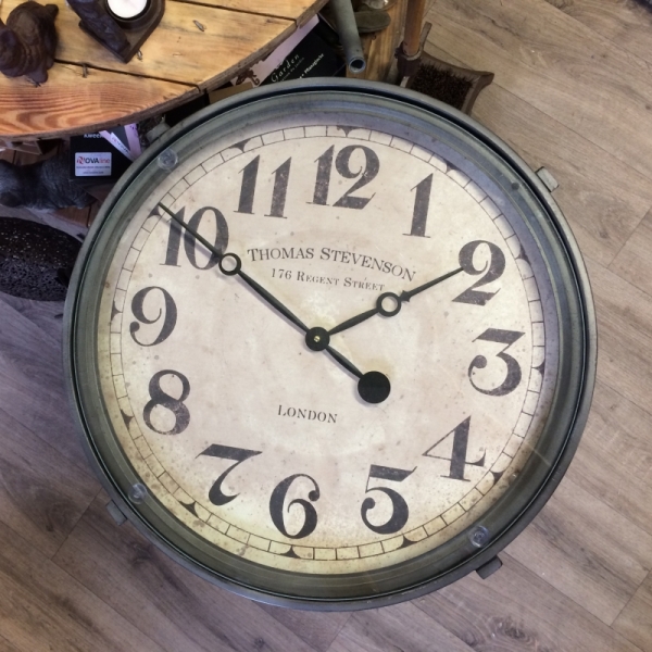 Kovový konferenčný stôl hodiny 42,4x54,2x42,4cm