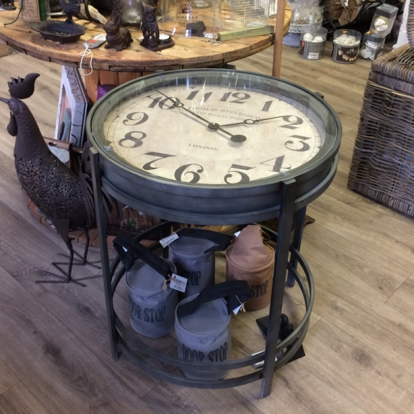 Kovový konferenčný stôl hodiny 52 × 60,7 × 52cm