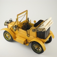 Kovový model autíčka bez strechy 30x20x15cm