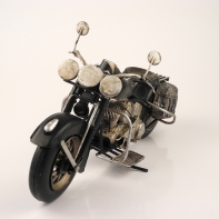 Kovový model motorky
