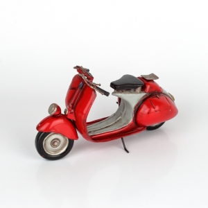 Kovový model skútra