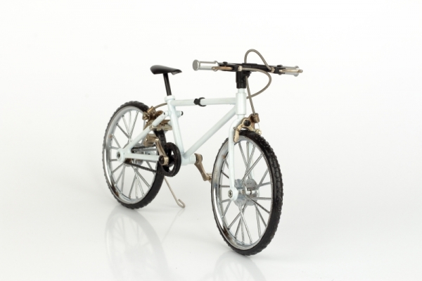 Kovový model šlapacieho kola