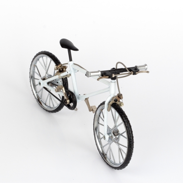 Kovový model šlapacieho kola