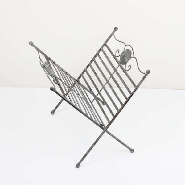Kovový stojan na časopisy 36x35x31cm