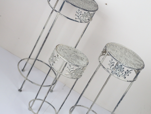 Kovový stojan na kvety 60cm