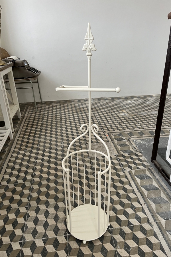 Kovový stojan na toaletný papier so zásobníkom - slonová kosť 86 cm