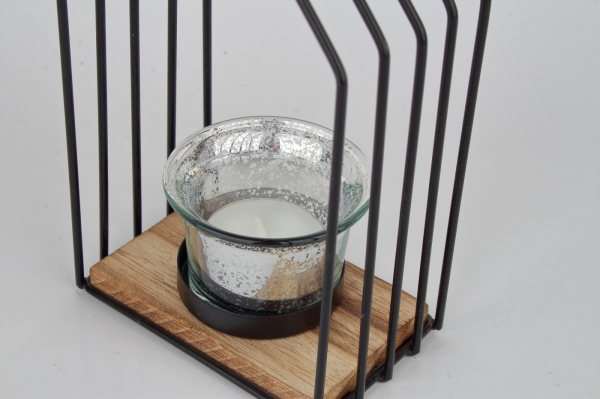 Kovový svietnik domček menší