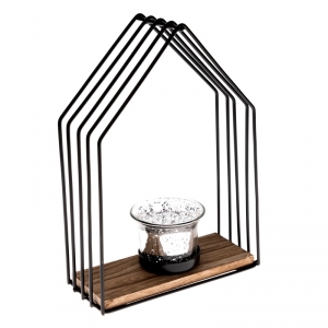 Kovový svietnik domček väčšiu