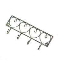 Kovový vešiačik so srdiečkami 23cm