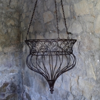 Kovový záves na kvety 36cm