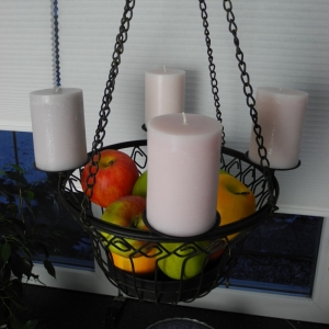 Kovový záves - svietnik