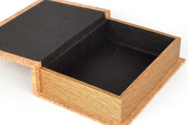 Krabica v tvare knihy 18x6x24cm