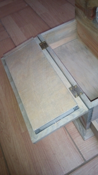 Krabička na šitie - POŠKODENÉ