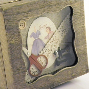 Krabička na šití - šitíčko pro babičku 15x18x8cm