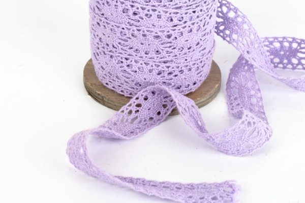 Čipka na špulke fialová 1,5m