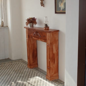 Krbová rímsa hnedá 110x100x23cm