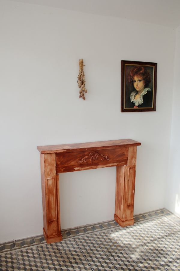 Krbová rímsa hnedá 110x100x23cm