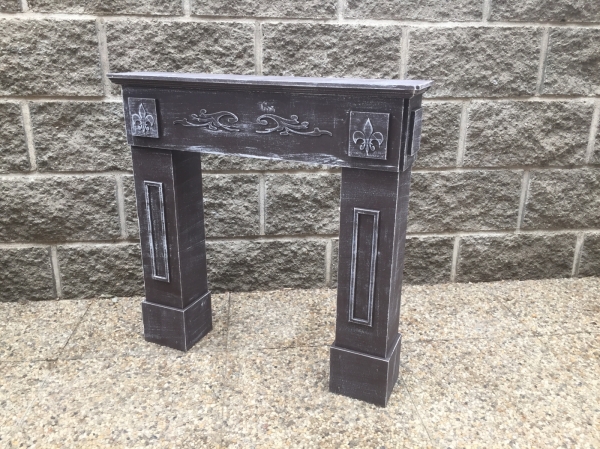 Krbová rímsa s hnedou patinou 66x63x14cm