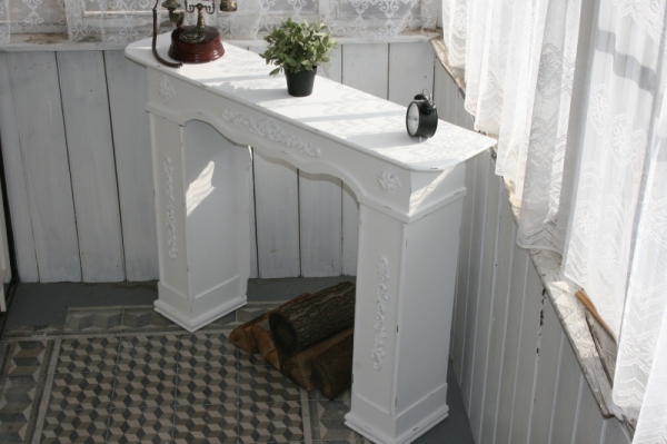 Krbová rímsa zdobená vintage styl