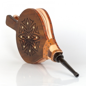 Krbové dúchadlo zdobené cvočky 48,5cm