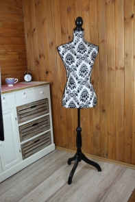 Krajčírska panna zámocký motív 165cm