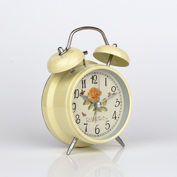 Krémové stolové hodiny / budík s ruží 12x15cm