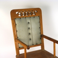 Kreslo pre bábiku - starožitnosť