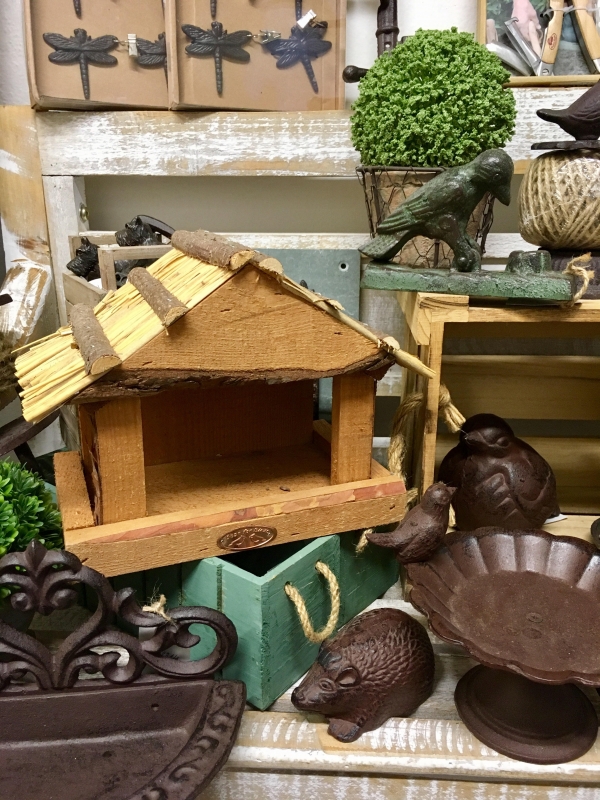 Kŕmidlo pre vtaky so slamenou strechou 28x18x22,8cm