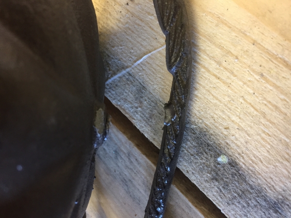 Kŕmidlo pre vtáky - vyradené