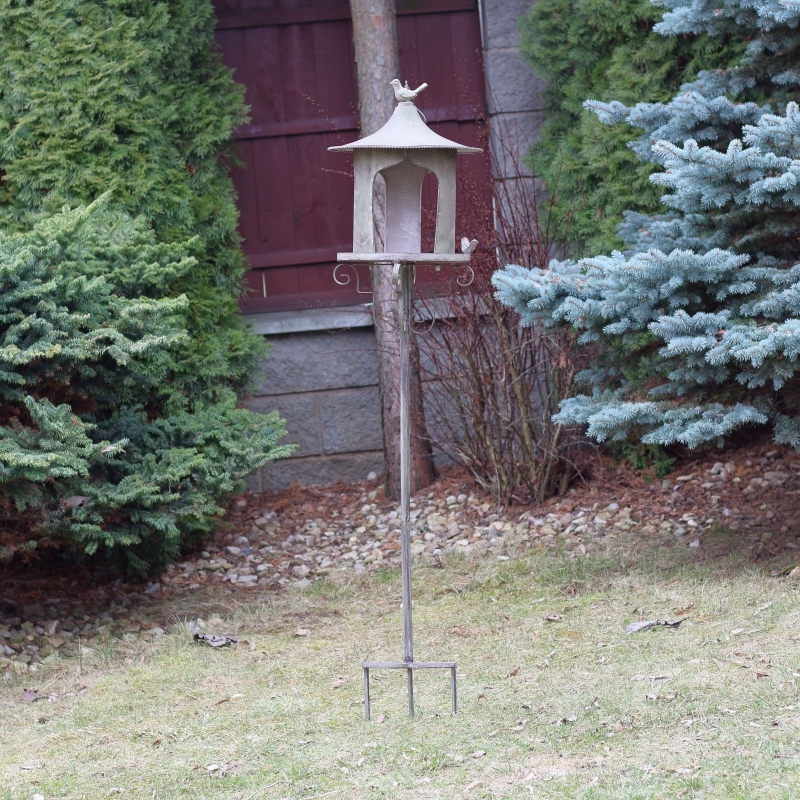 Kŕmidlo pre vtáky zápich do trávnika 34x34x158cm