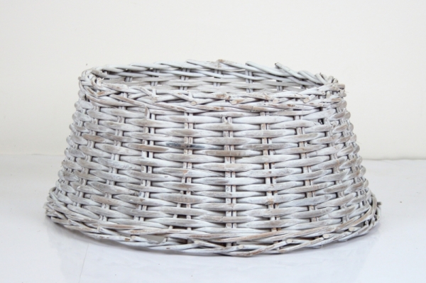 Kryt na vianočný stromček šedý