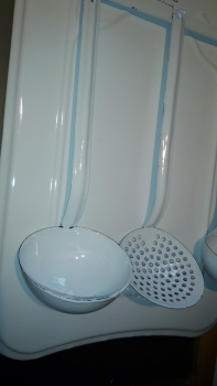 Kuchynské náčinie 3442 - poškodené