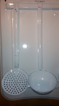 Kuchynské náčinie 3447 - poškodené