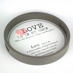 Okrúhly drevený tácku Love 29cm