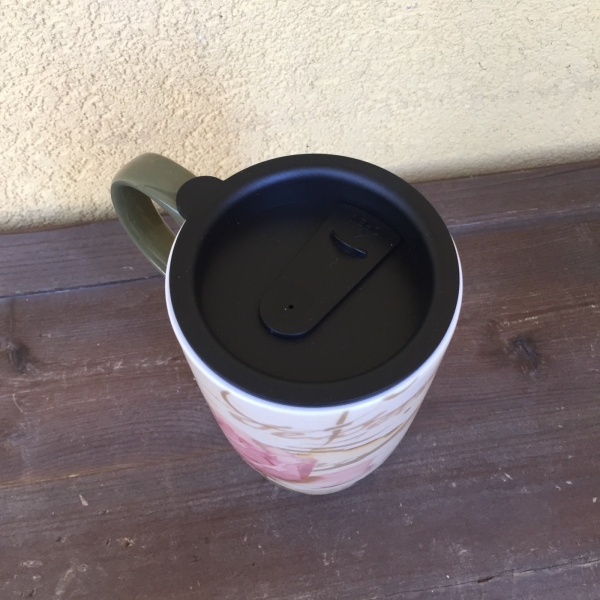 Kvalitný termohrnček s ružami 500ml