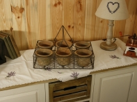 Kvetináč na pestovanie byliniek