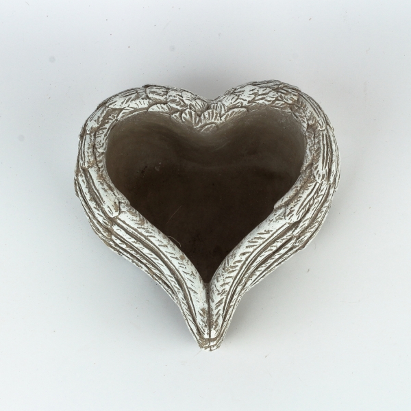 Kvetináč z betónu srdca