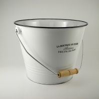 Kýblik z bieleho smaltu