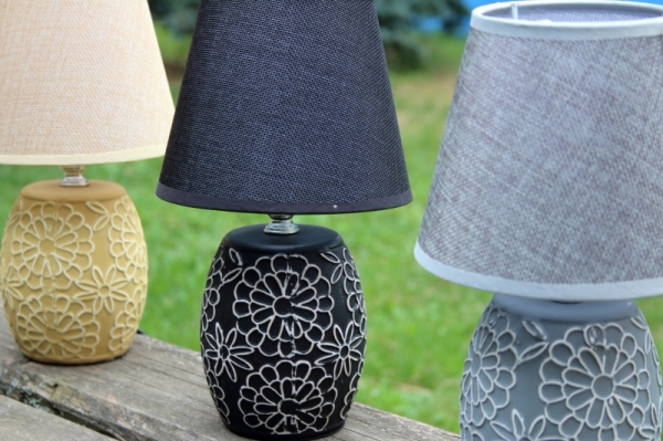 Lampička do zásuvky žltá