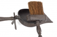 Liatinová lopatka a metlička 32cm