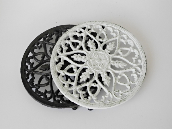 Liatinová podložka pod hrnce