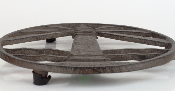 Liatinová podložka pod hrniec maják 17cm