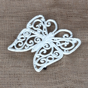 Liatinová podložka pod hrniec motýľ biely 18x20cm