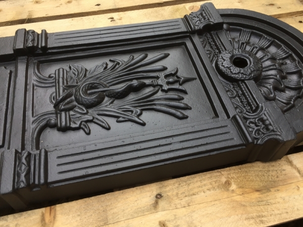 Liatinová záhradná výlevka - vrchná časť