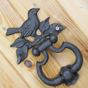 Liatinové klopadlo vtáčik 14,2x19x4cm